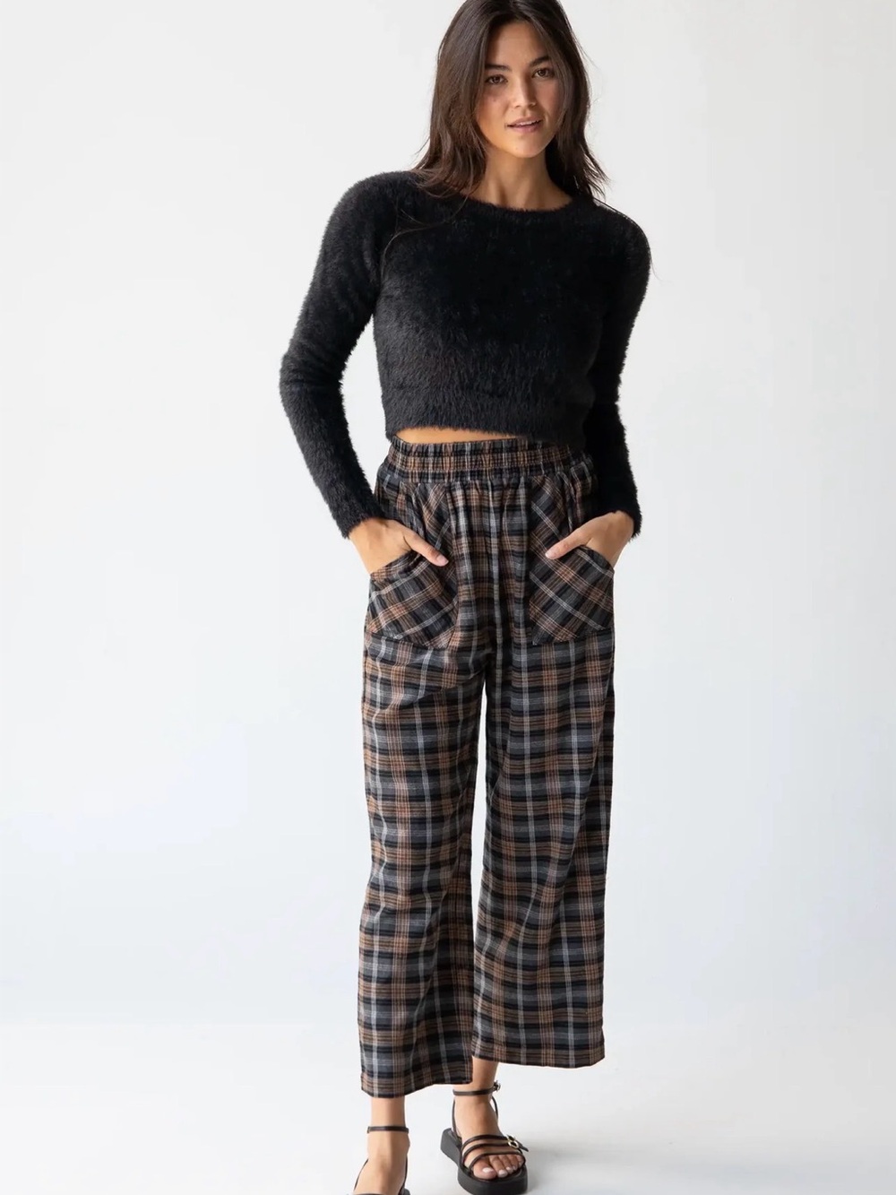 NATURAL LIFE Plaid Wide-Leg Pants in Brown/Grey